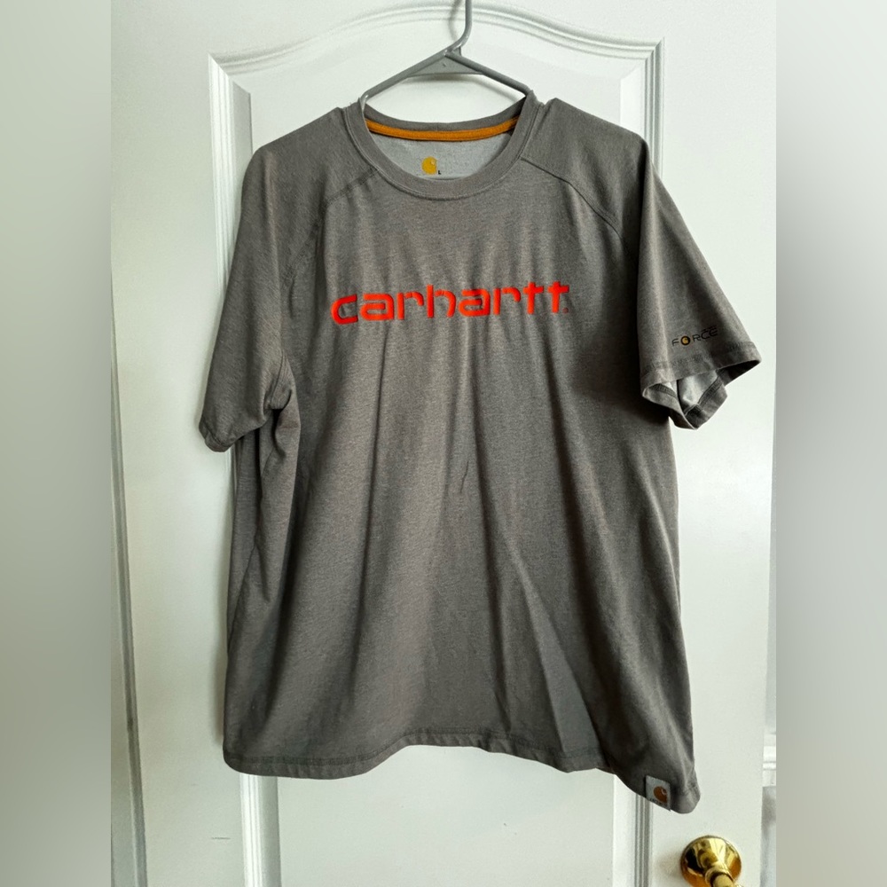 Men’s carhartt t shirt